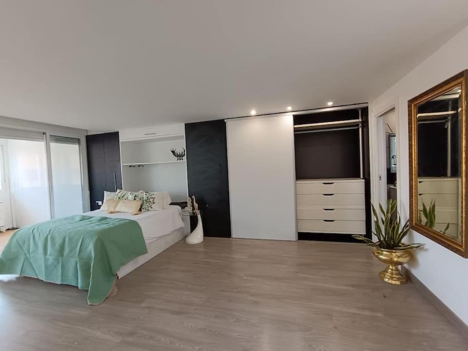 Spacious Studio By The University San Vicente Raspeig Exterior foto